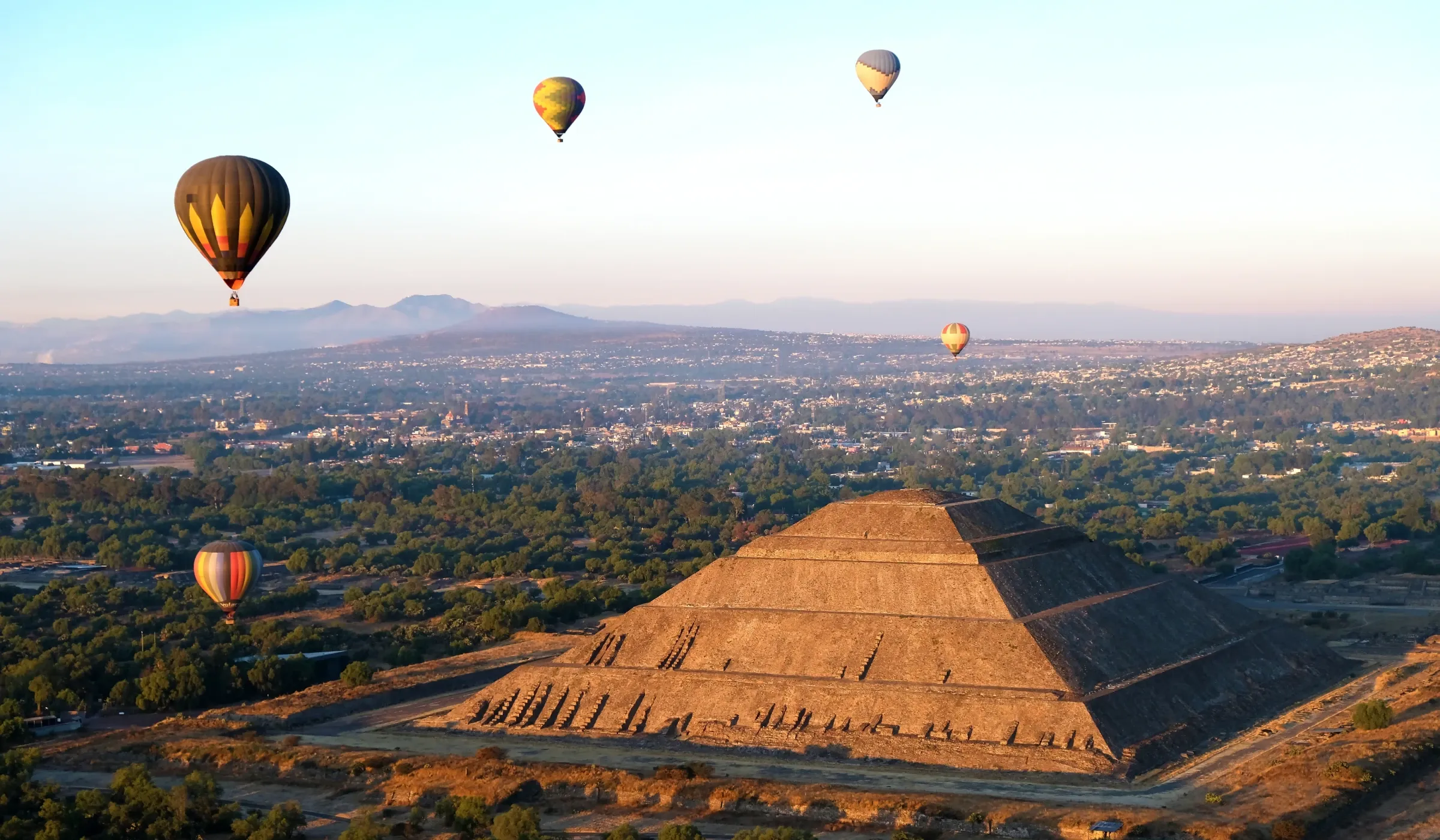 Discover the Hot Air Balloon Teotihuacan Experience