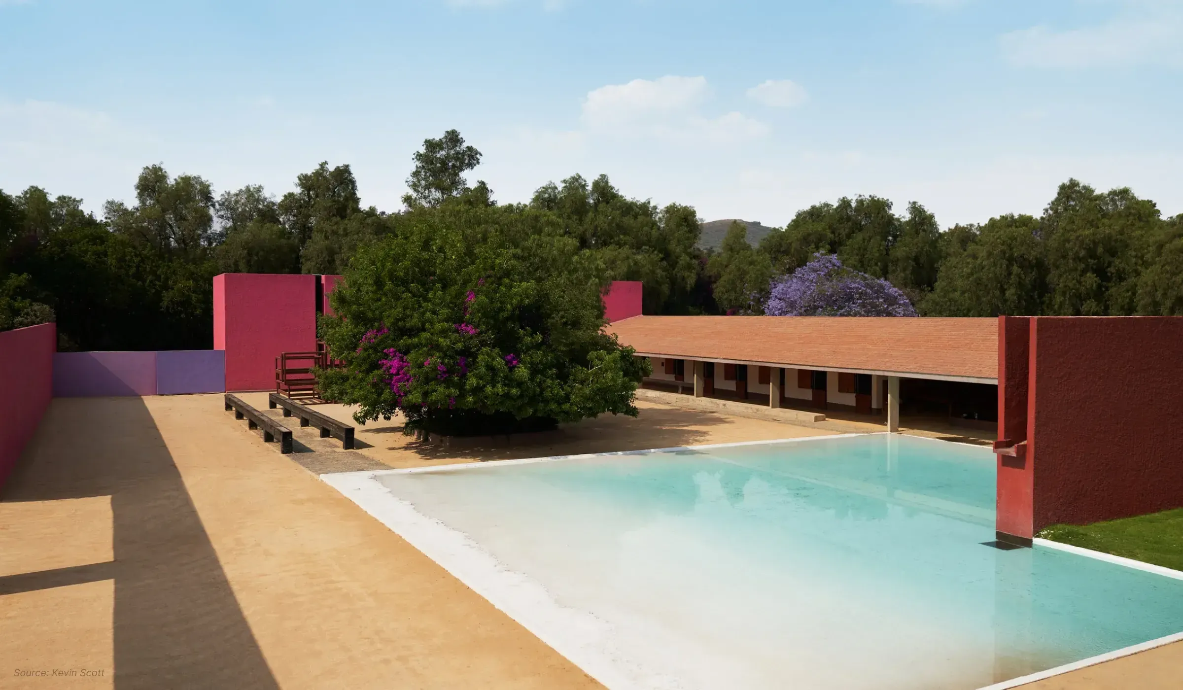 Dare to Discover Cuadra San Cristobal