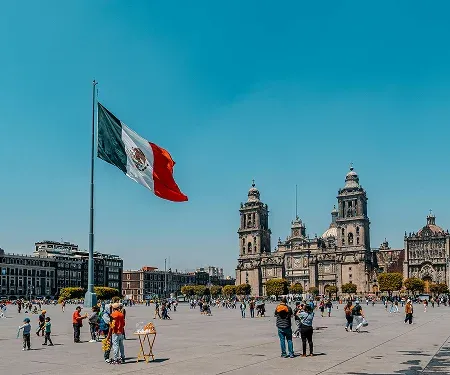 Experiencia Centro Histórico: Leyendas y Sabores